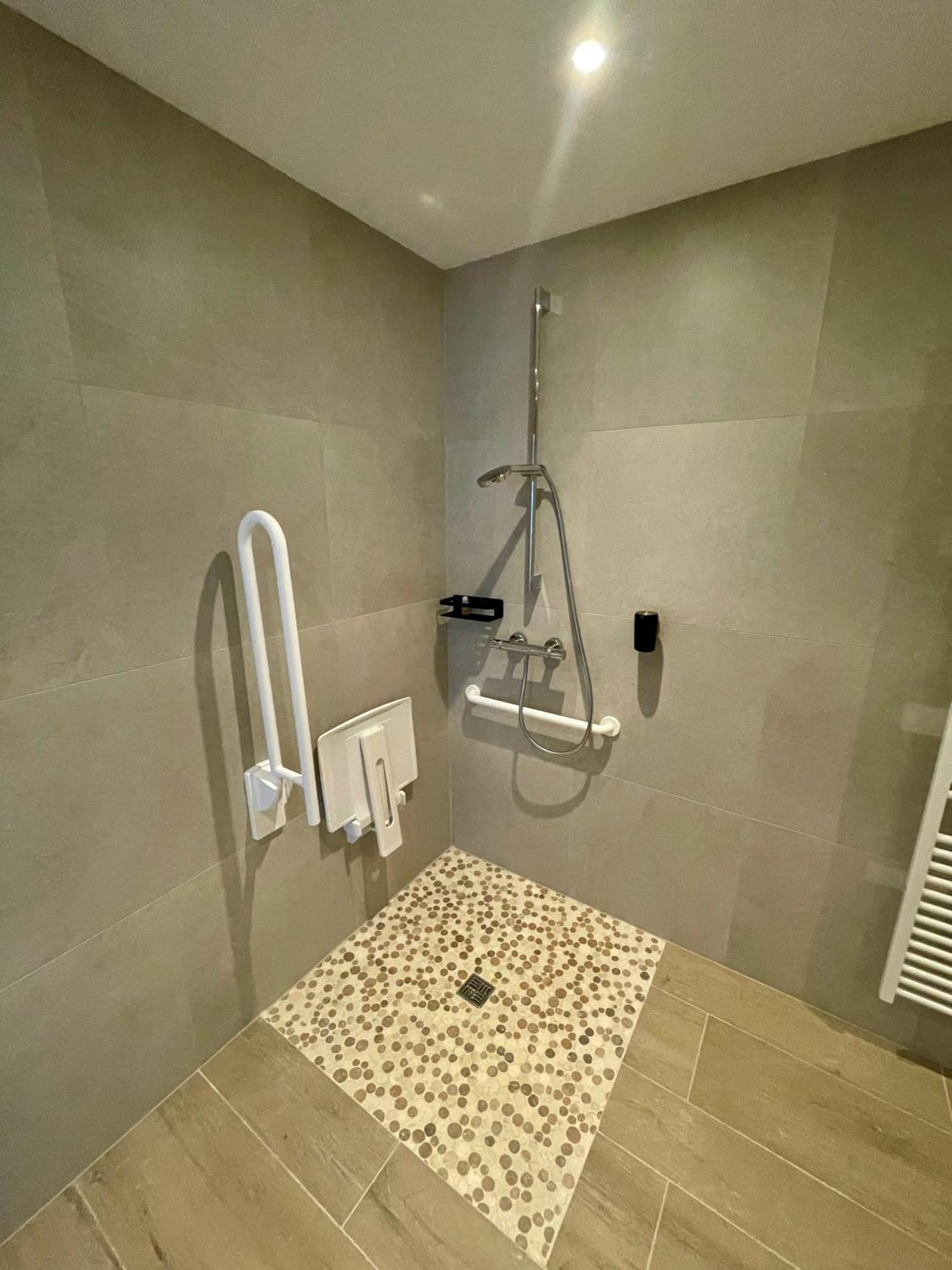 Le Mirage - 8 Pers - Jacuzzi - Billard - Pmr